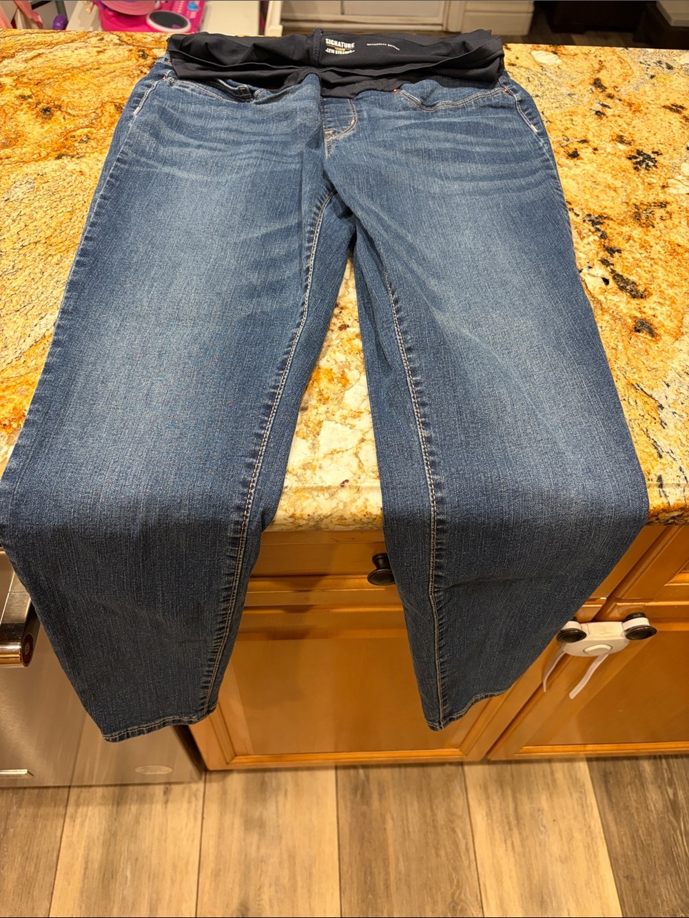 Levi’s Maternity Stretch Waist Skinny Leg Blue Jeans